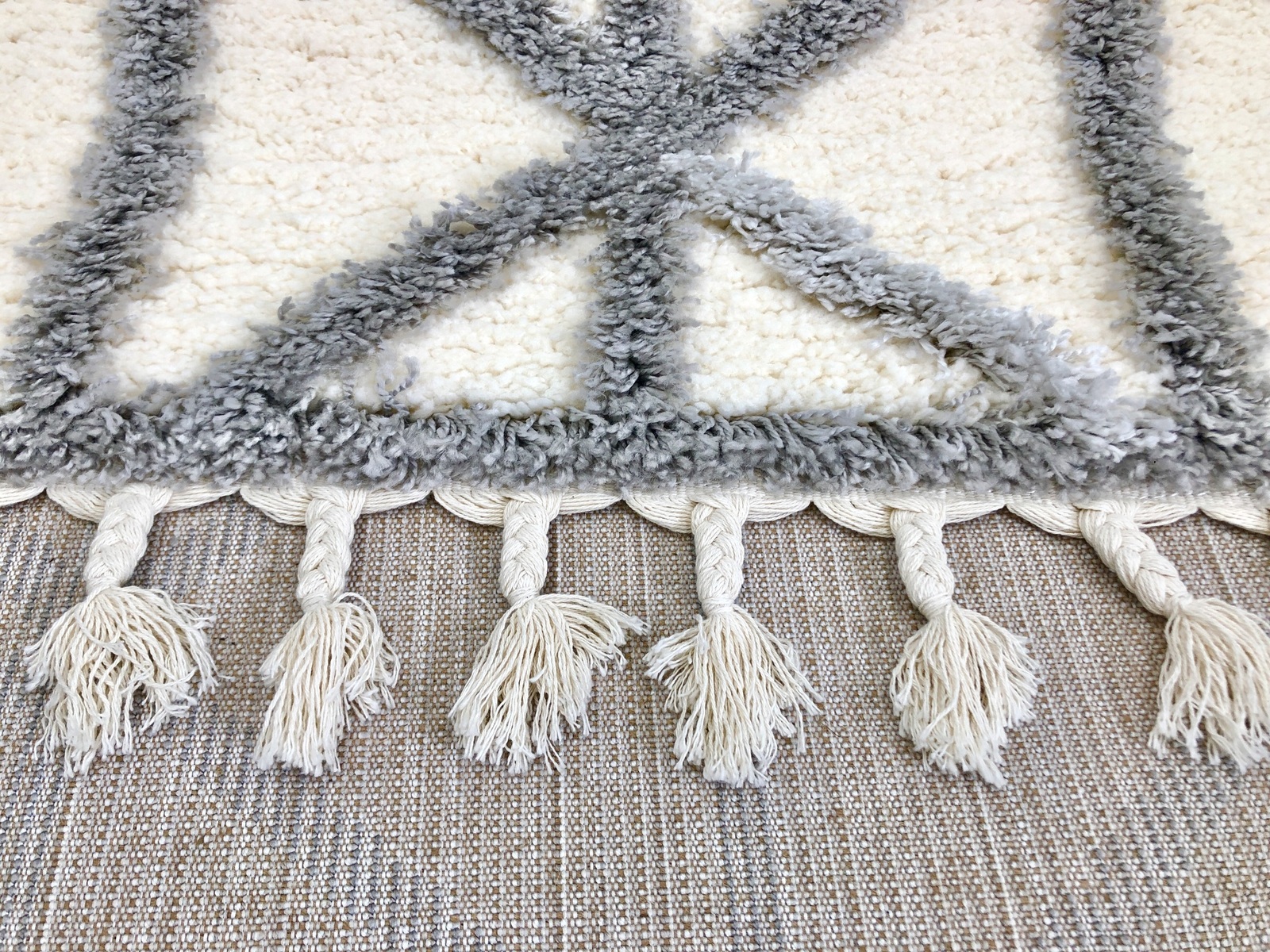 ΜΟΝΤΕΡΝΟ ΧΑΛΙ THICK  825 CREAM - GREY